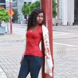 Meet your Posher, Andrea